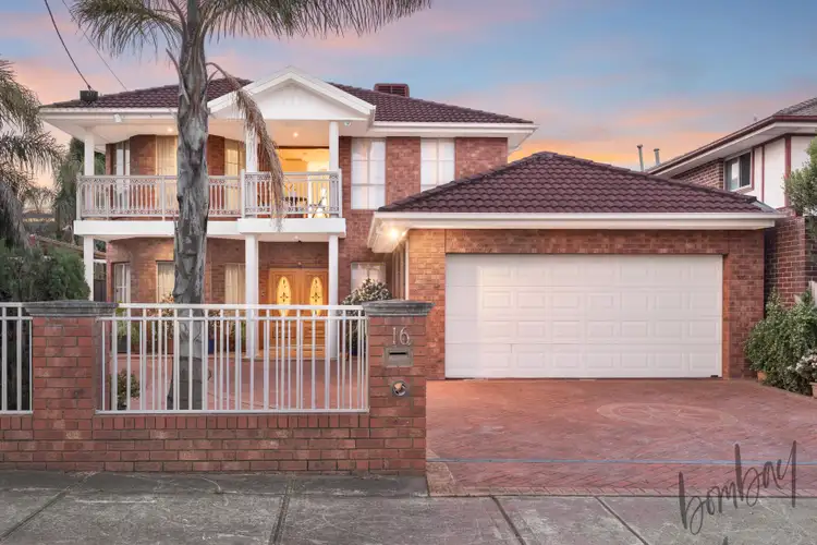 16 Hood Crescent, Fawkner VIC 3060