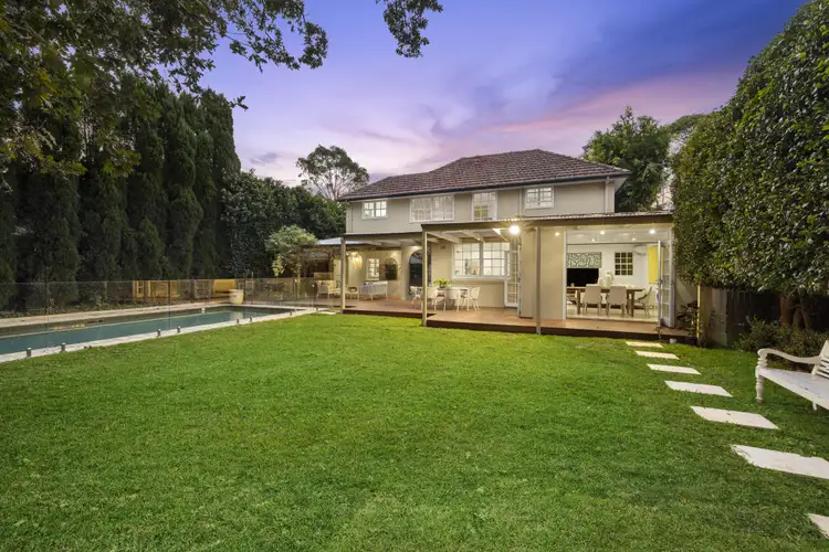 25 The Chase Road, Turramurra NSW 2074
