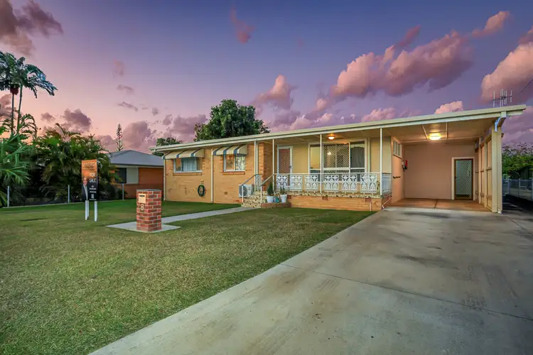 8 Peatey Street, Kepnock QLD 4670