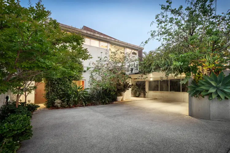 202 Broome St, Cottesloe WA 6011