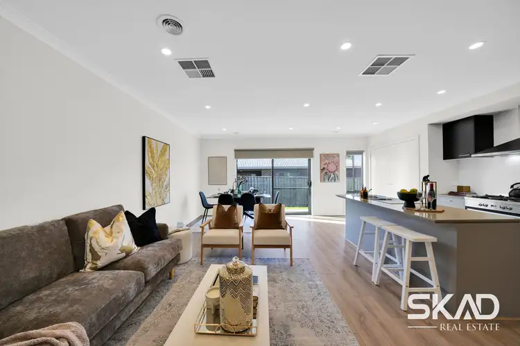 Second view of Homely house listing, 195 Yann Drive, Wollert VIC 3750