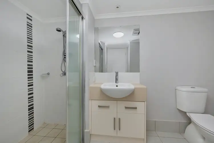 Sixth view of Homely apartment listing, 34/6-12 Henry Street, West End QLD 4810