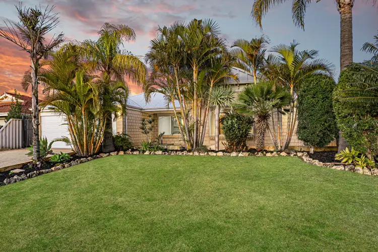 13 Empress Crescent, Atwell WA 6164