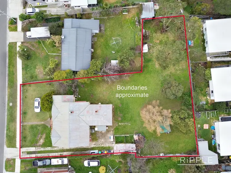 15 Hilton Road, Claremont TAS 7011