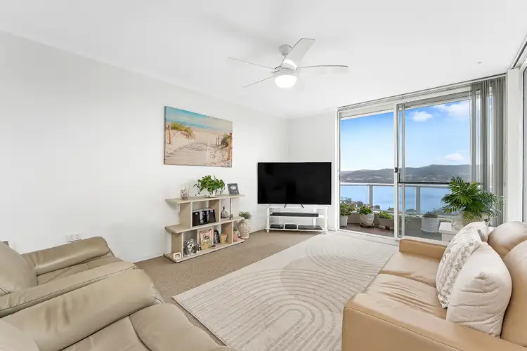 21/91-95 John Whiteway Drive