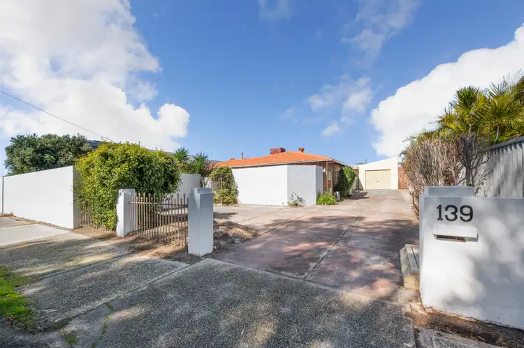 139 Apsley Road, Willetton WA 6155
