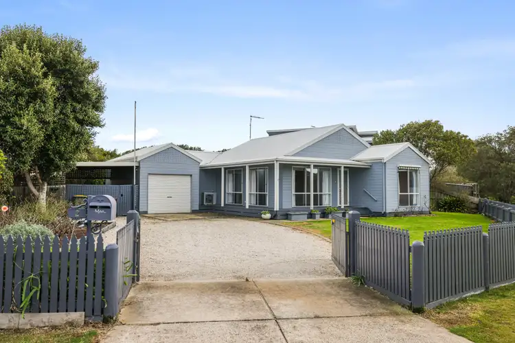 2 Tampa Road, Cape Woolamai VIC 3925