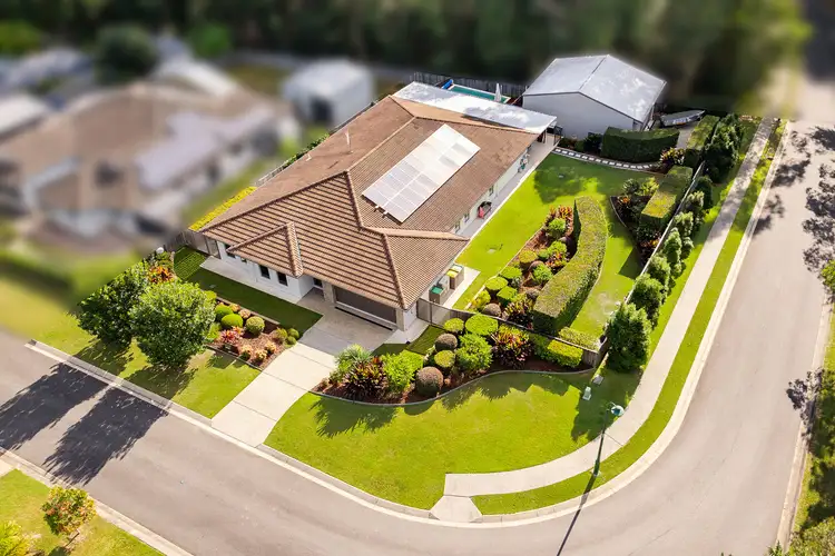 2 Whistler Way, Pomona QLD 4568