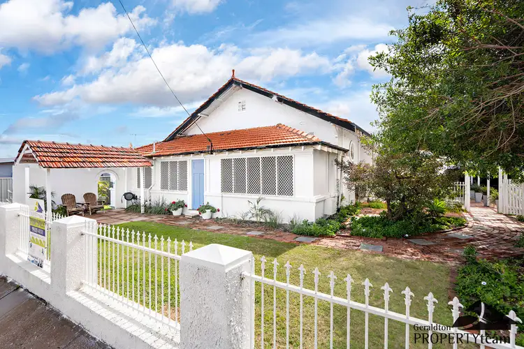 4 Stanley Street, Beachlands WA 6530