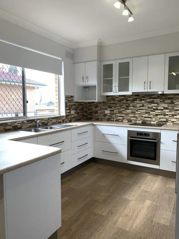 118 Simpson Street, Tumut NSW 2720