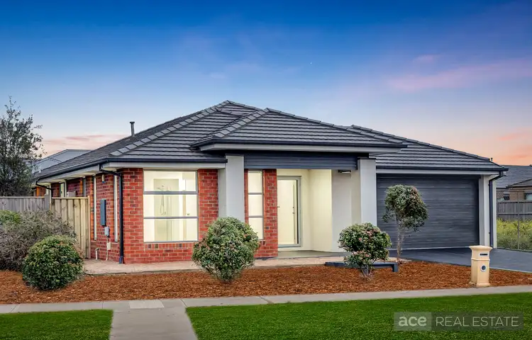 17 Fishbone Avenue, Werribee VIC 3030
