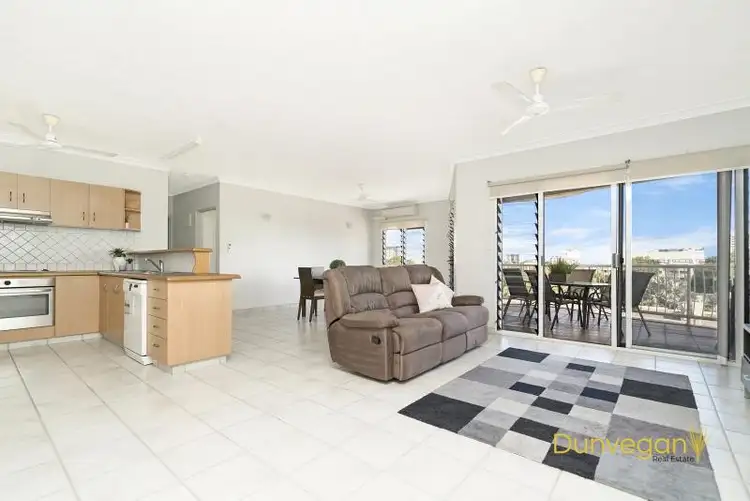 26/43 Woods Street