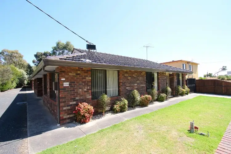 1/4 McHaffie Drive, Cowes VIC 3922