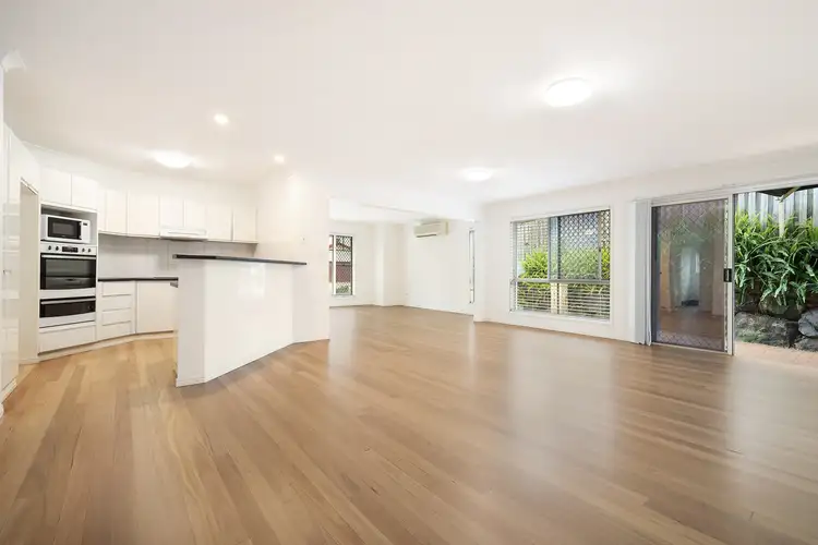 Second view of Homely house listing, 4 Royal Court, Ashmore QLD 4214