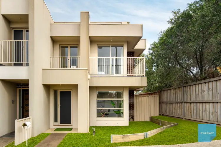 29 Landcox Way, Caroline Springs VIC 3023