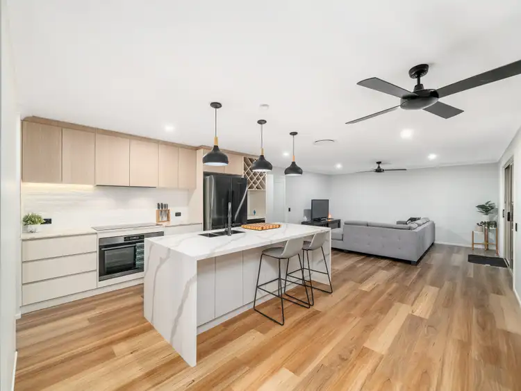 Fifth view of Homely house listing, 6 Tottenham Court, Murrumba Downs QLD 4503