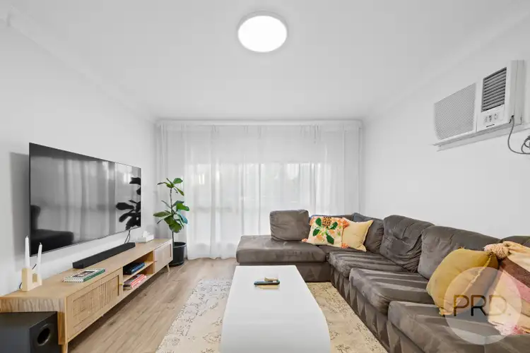 Third view of Homely house listing, 6 Clowes Place, Ashmont NSW 2650