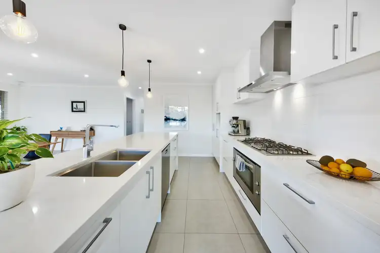 37 Strutt Way, Noranda WA 6062