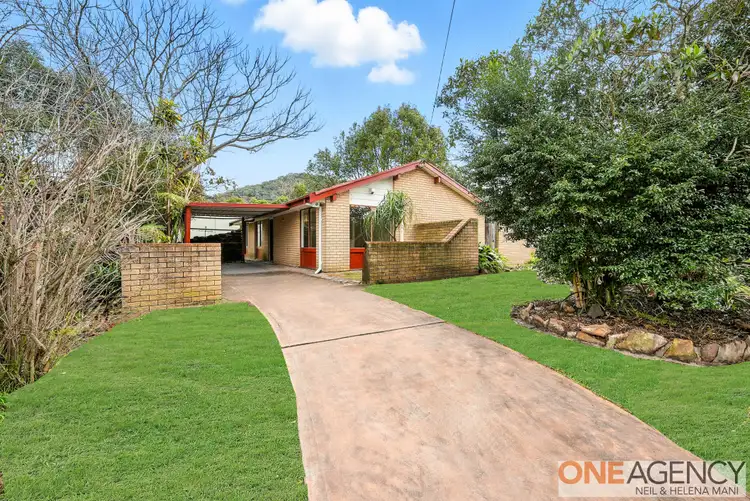 6 Ferguson Close, West Gosford NSW 2250