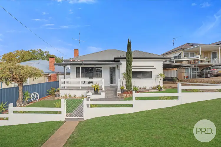 14 Mathews Street, Tamworth NSW 2340