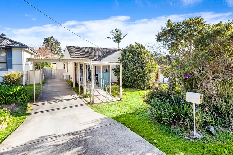 251 Northcliffe Drive, Berkeley NSW 2506