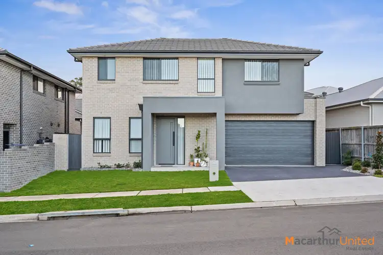 7 Rymill Crescent, Gledswood Hills NSW 2557