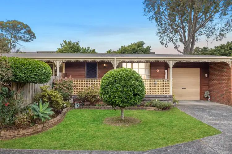 2/15 Clyde Street, Ferntree Gully VIC 3156