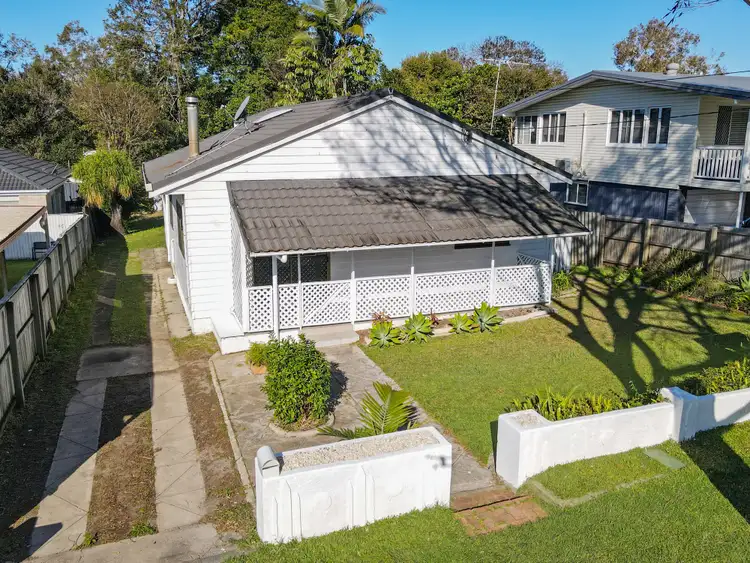 84 Laura Street, Clontarf QLD 4019
