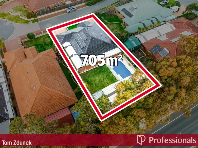 4 Hallam Lane, Landsdale WA 6065