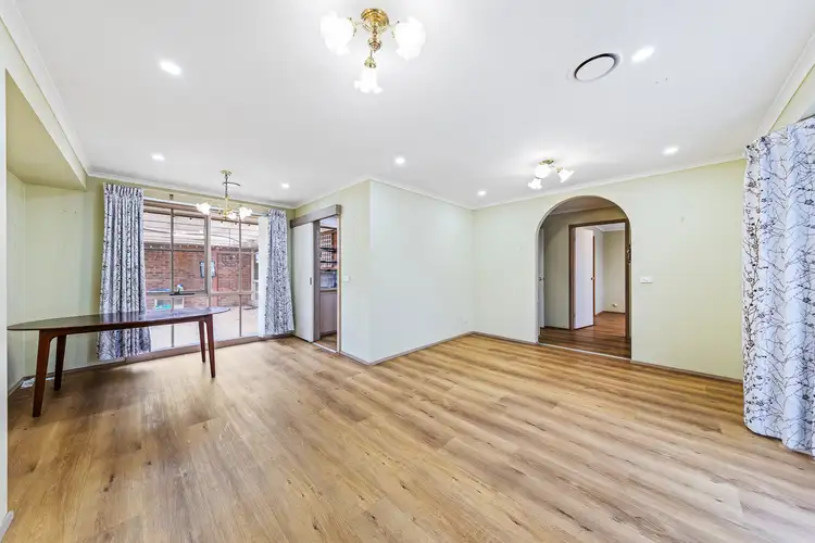 31 St Boswells Avenue, Berwick VIC 3806