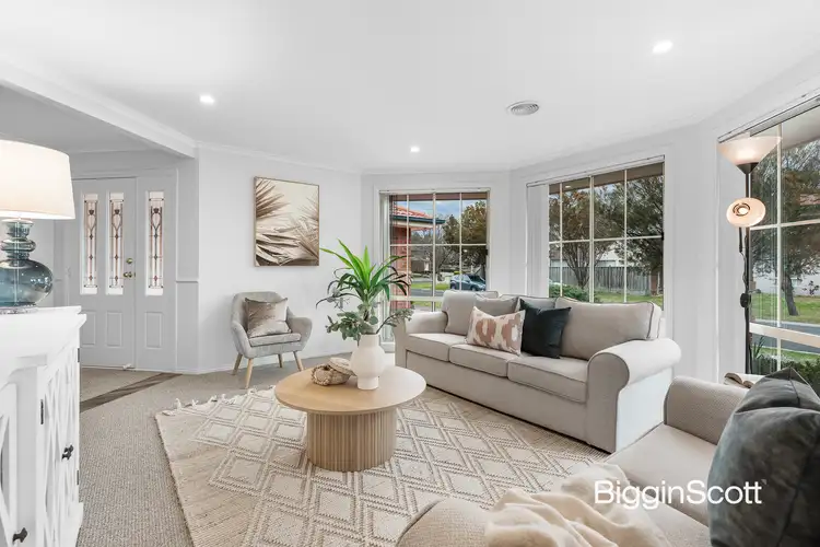 22 Banyalla Place, Rowville VIC 3178