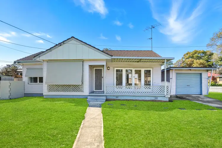 14 Burdett Cres, Blacktown NSW 2148