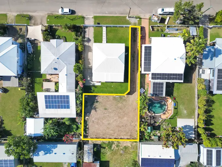 24 Sherriff Street, Hermit Park QLD 4812