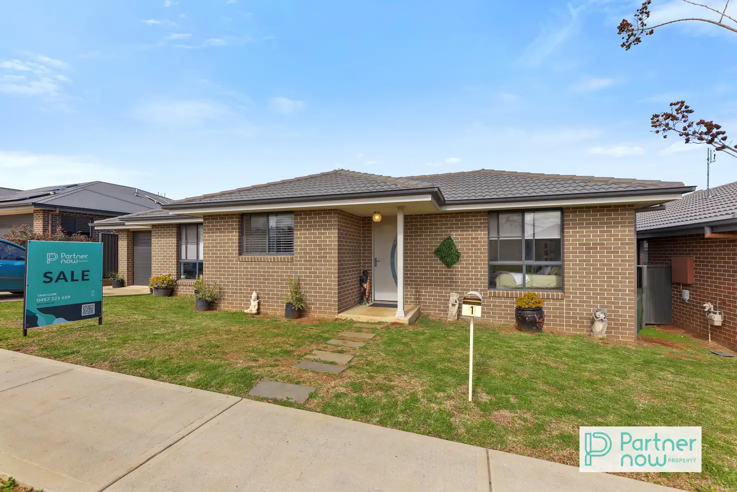 Main view of Homely villa listing, 40 Kingham Street, Tamworth NSW 2340