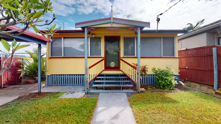 7 Humphrey Street, West End QLD 4810