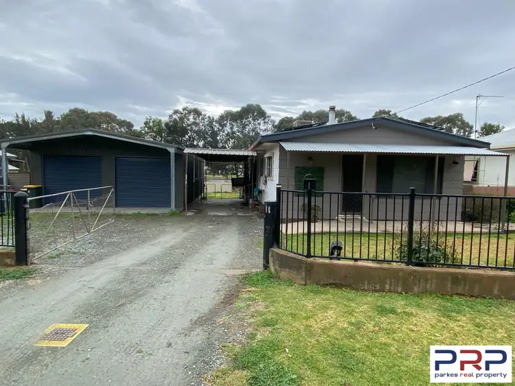 14 Woodward Street, Parkes NSW 2870