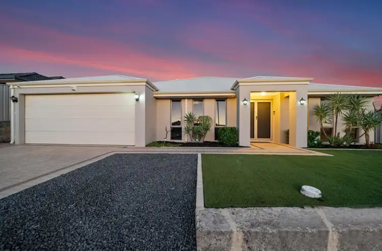 33 Bingarra Crescent, Tapping WA 6065
