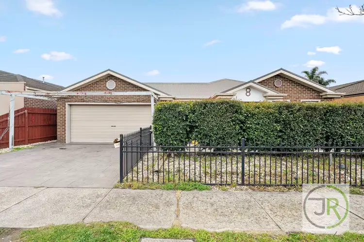 8 Cherrywood Way, Narre Warren South VIC 3805