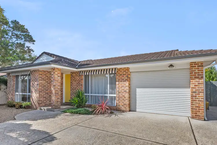 2/28 Old Berowra Road, Hornsby NSW 2077