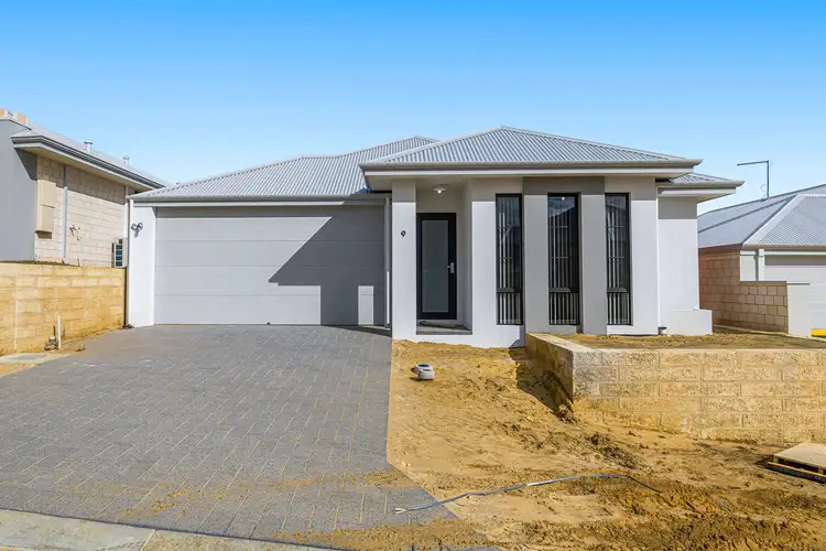 9 Spiccia Way, Sinagra WA 6065