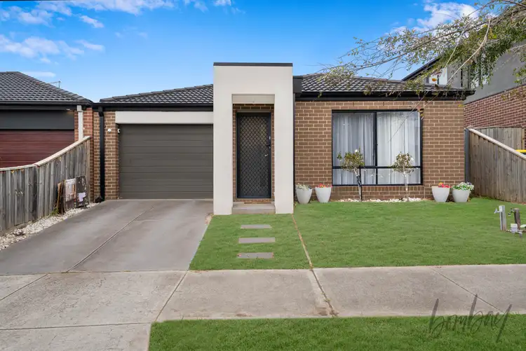 6 Colwood Avenue, Mickleham VIC 3064