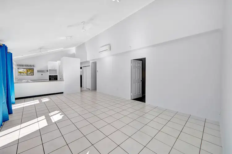 Sixth view of Homely unit listing, 7/20 Vasey Street, Avenell Heights QLD 4670