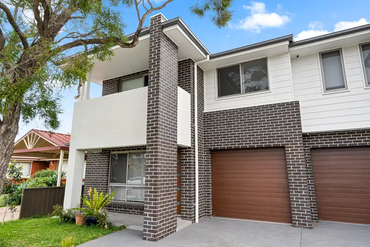 20a Curtis Crescent, Moorebank NSW 2170