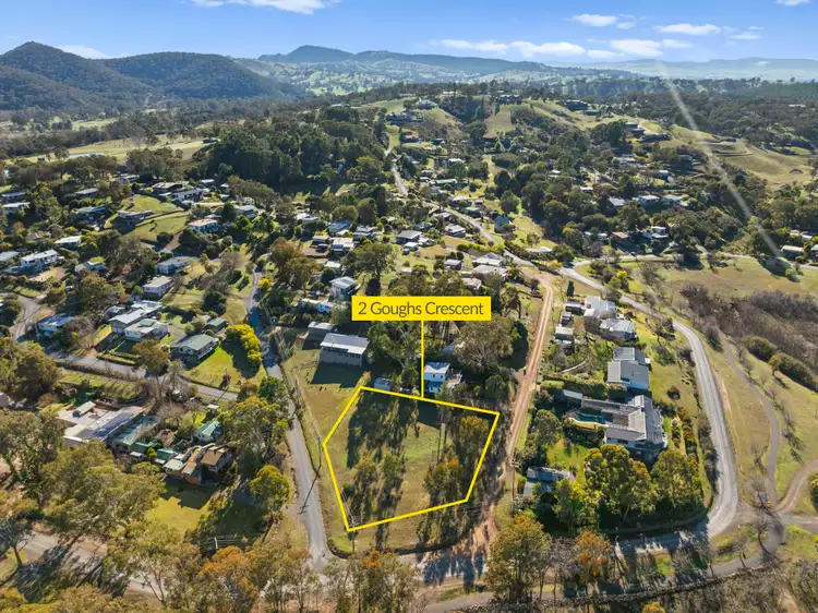 2 Goughs Crescent, Goughs Bay VIC 3723