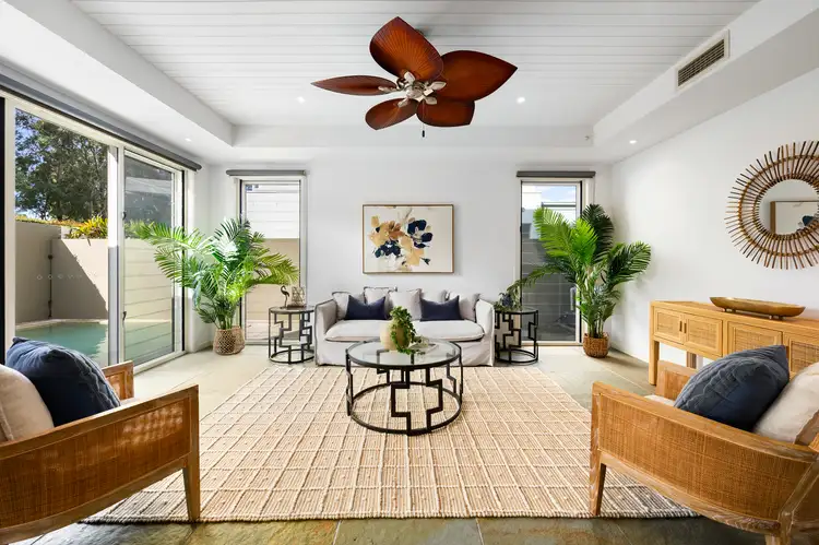 104 Compass Drive, Biggera Waters QLD 4216