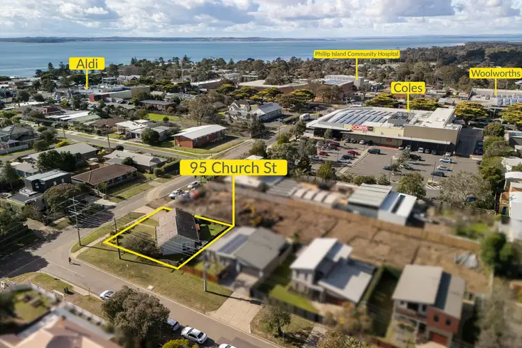 95 Church Street, Cowes VIC 3922