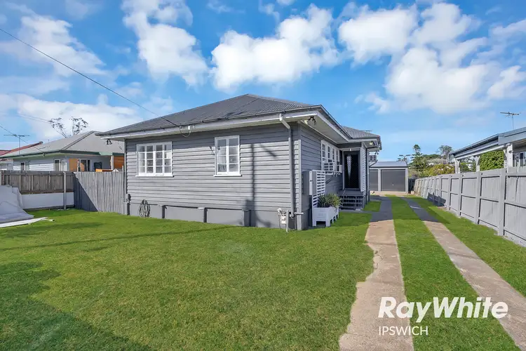 9 Casey Street, Leichhardt QLD 4305