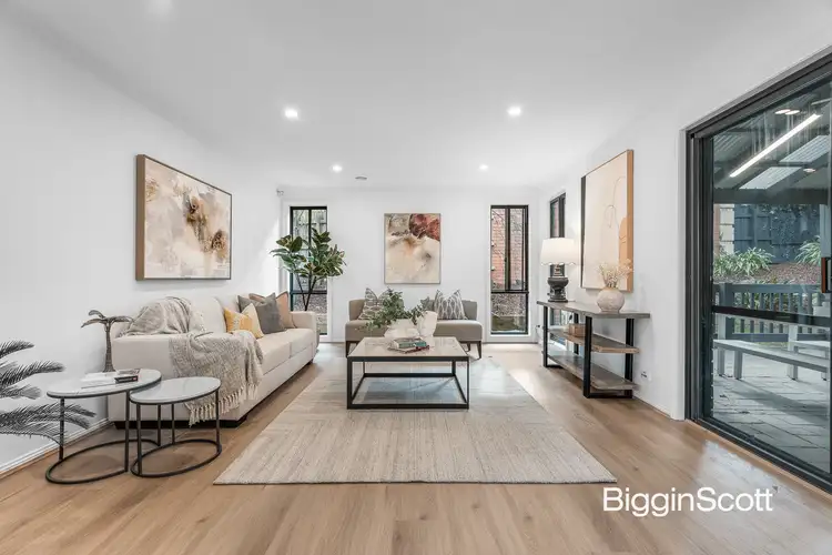 Fifth view of Homely house listing, 2 Beechwood Terrace, Ashwood VIC 3147