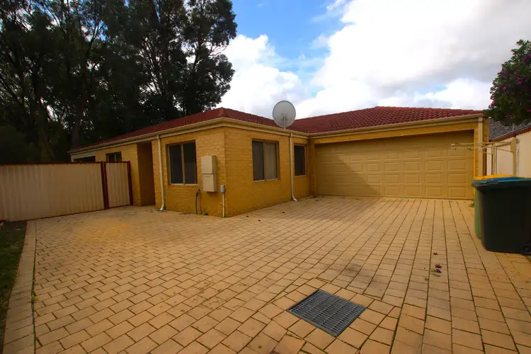 2/2 Iseppi Street, Waroona WA 6215