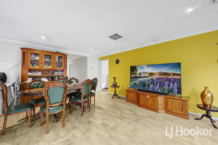 Fifth view of Homely house listing, 5 Knebworth Drive, Strathtulloh VIC 3338